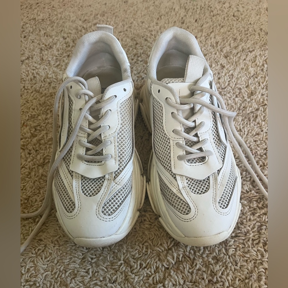 Steve Madden Women's Possession